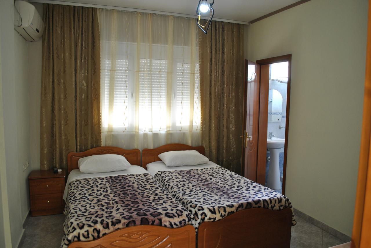 Eden Hotel Гирокастра Экстерьер фото