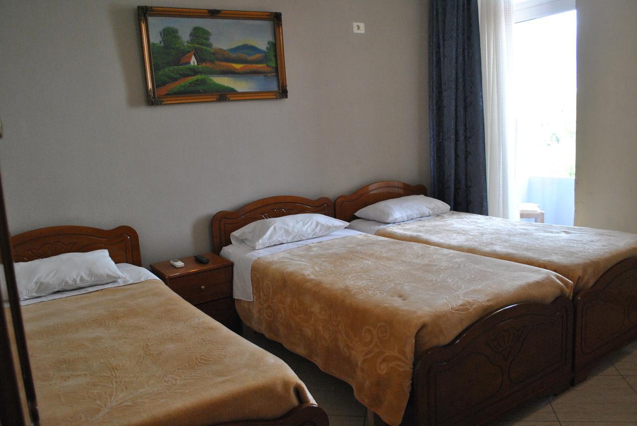 Eden Hotel Гирокастра Экстерьер фото